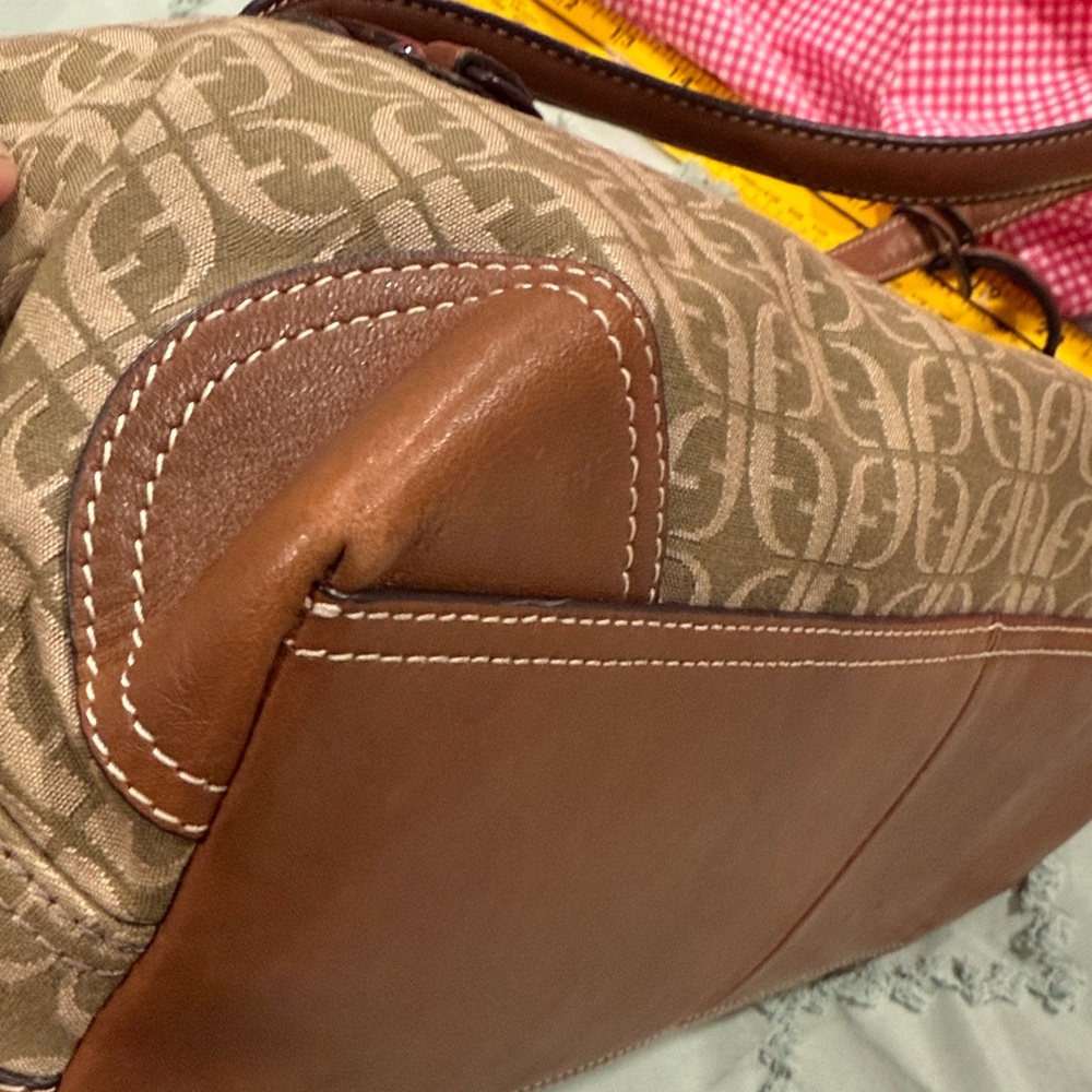 Fossil Brown and Tan Shoulder Bag - Picture 11 of 14